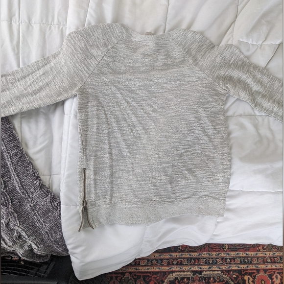 Ann Taylor loft small heather gray sweater with side accent zip - Picture 2 of 2